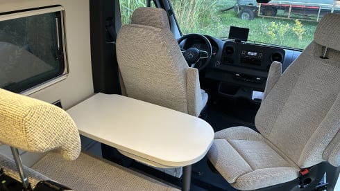 Mevrouw de Wit – 3p Hymer bus from 2021