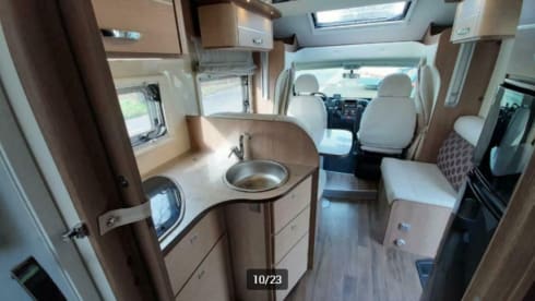 Complete 4 person family camper!