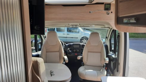 2p Rapido Bus camper from 2018