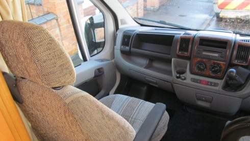 Henry – 4 berth Elddis 100 Sunseeker - 6 Belts