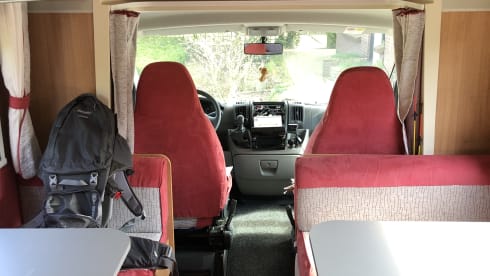 Ideale gezinscamper – Spacious and comfortable family camper for 6
