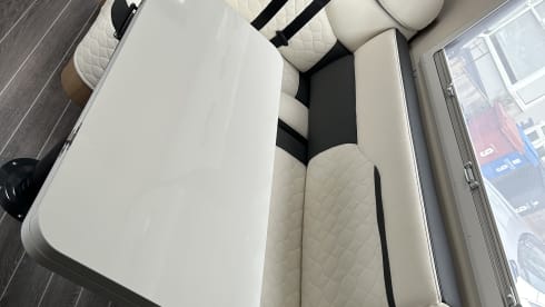 Minnie – 6 berth Roller Team semi-integrated from 2021