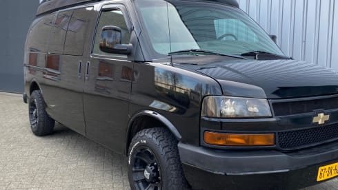 Chevy! – Great Tour Bus (from GTA) for Adventurous Road Trips