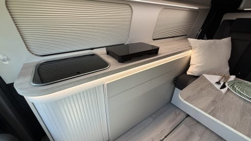 VW Campervan Auto with Hot Water 2021