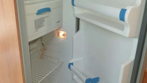 Homecar2 – Complete HomeCar2 gezinscamper met motorairco en zonnepaneel