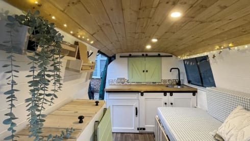 Julie – Julie the handcrafted T4 Campervan