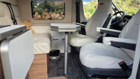 Pilote Xplorer – New bus camper Pilote Vega_630J