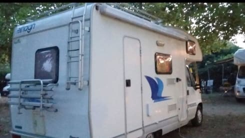 CAMPER HELNAGH MARLIN