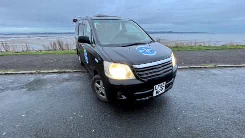 Tess – super cosy  - automatic campervan. price  includes insurance !