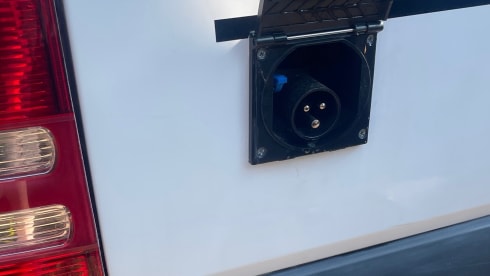 mercy – New build 3 berth Mercedes Benz Campervan 3 belted seats