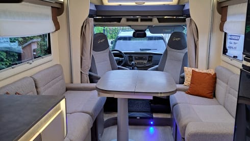 4p Challenger semi-integrated uit 2020