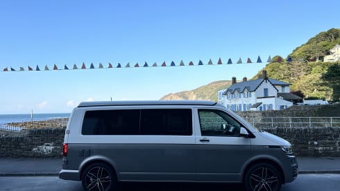Aggi – AGGI DUB - VW (LWB) Camper with all your creature comforts- North Devon