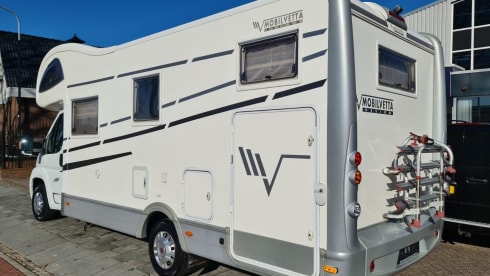 Cas Camper – 5p Alcove Family Camper