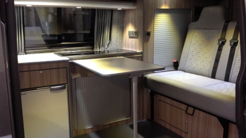 Monty – "Monty" Super Cool, Powerful, Cruisy,  VW T5 Camper