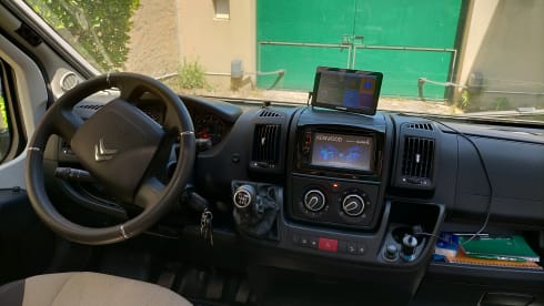 Jolly-Jumper – Il mio furgone POSSL Summit 600 per un viaggio su strada autonomo...