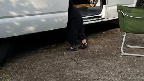 kampr – Converted Volkswagen campervan from 2021 (2p + child)
