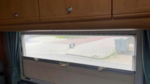 4p Volkswagen alcove from 1998