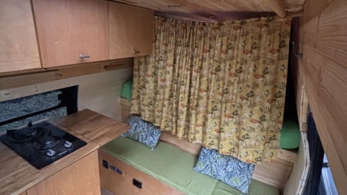 Mazie – 🚐 Adventure-Ready Campervan | Cozy, Fully Equipped & Pet-Friendly! 🏕️