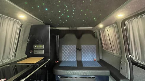 Vikki – 4 berth Volkswagen bus from 2012