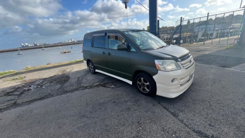Grechik – super cosy  - automatic campervan. price  includes insurance !