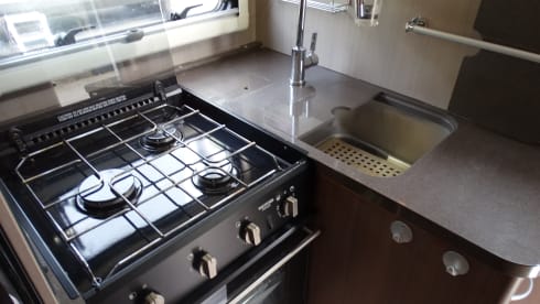 MOOPY (Mobile Office Opportunity) – Adria Matrix Supreme