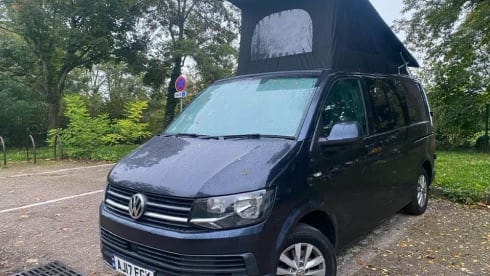 Jeeves – “Jeeves” 4 berth Volkswagen campervan from 2017