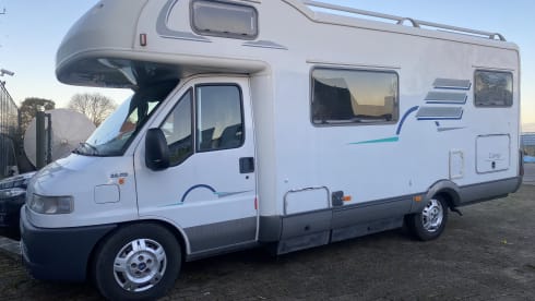 Happy Glamper – VERY SPACIOUS HYMER 644 CAMP, ALCOVE 6 PERSON XXL GARAGE