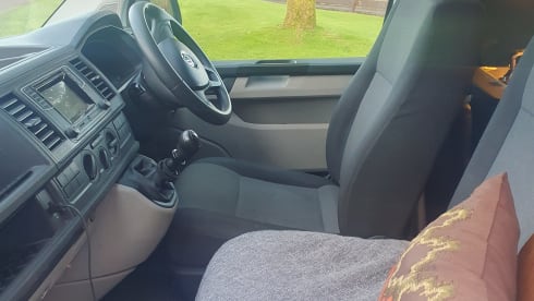 STEFAN – 4 berth Volkswagen campervan from 2018