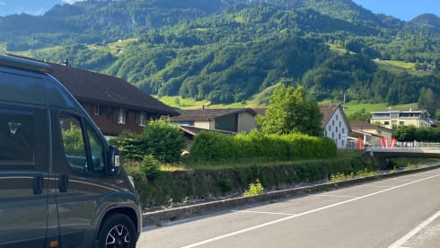 Malibu Van 640 LE – Malibu luxury bus camper