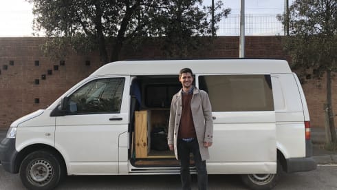 Pedi – Bespoke 2 berth VW Transporter 