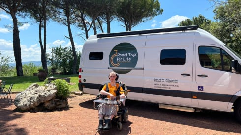 Sydney 1 – Wheelchair accessible motorhome with care facilities