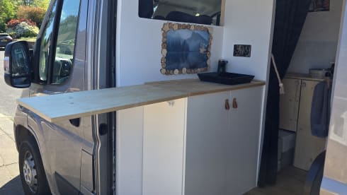 Dusty – Citroën Relay Wohnmobil mit 4 Schlafplätzen ab 2021