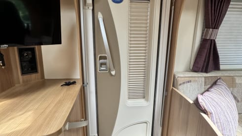 Bertha – 5 berth Peugeot semi-integrated from 2012