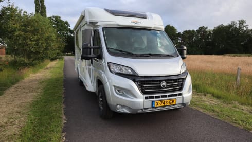 4p Carado semi-integrated from 2021