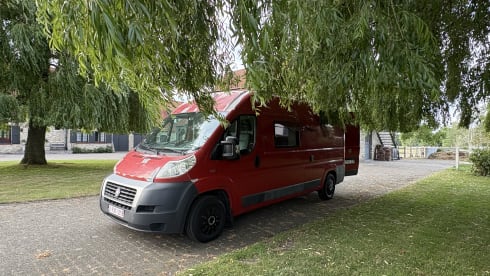 Seba de krab – fully equipped 2p (or 3p) self-build fiat