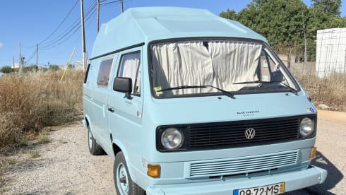 Azul  – Rent a Campervan Blue CLassics ‘s Volkswagen T3
