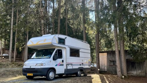 4-Sitzer Fiat-Nische aus dem Jahr 1995