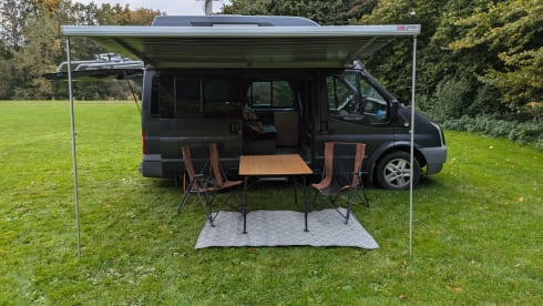 4p Ford Nugget, ideal with children!