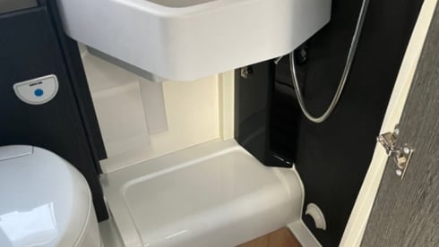 4p Ford semi-integrated from 2023