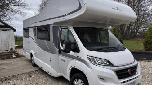 Shirley  – 6 berth Fiat roller from 2020