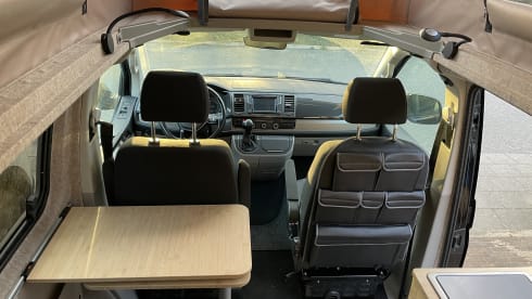 Wally –  – Volkswagen T6 lovely new camper!