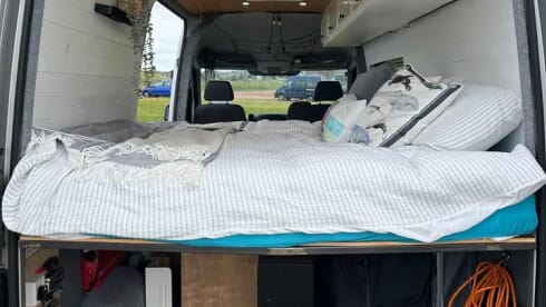 Jean Claude – 2+ berth Volkswagen Crafter