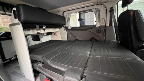 Moon Nugget – Ford Nugget Trail