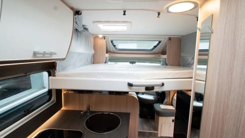 Luxe Sunlight T67 - automaat - heelijke luxe camper (2022)