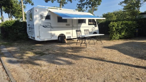 Complete spacious camper Fiat Ducato Mirage 6 persons