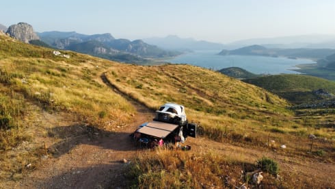 Great adventures with the family, tough Landrover Defender with roof tent