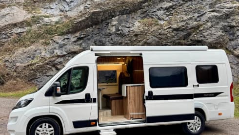 PRUDENCE – 4 berth Peugeot Boxer Renaissance