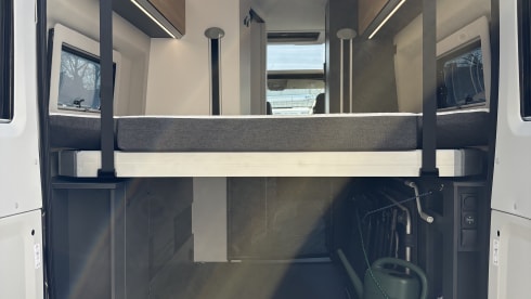 Adria Twin 640 SGX Sports AUTOMAAT