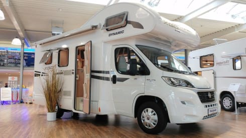A-type – Beautiful camper (automatic); €300 discount from July 4th to July 18th