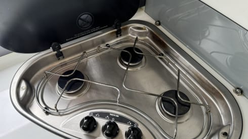 Hugo – Comodo e moderno camper Rollerteam - Assicurazione gratuita 